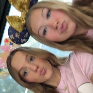 Meet your Posher, Emma